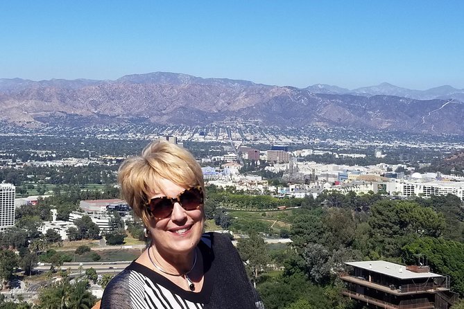Los Angeles private luxury vehicle sightseeing tour
