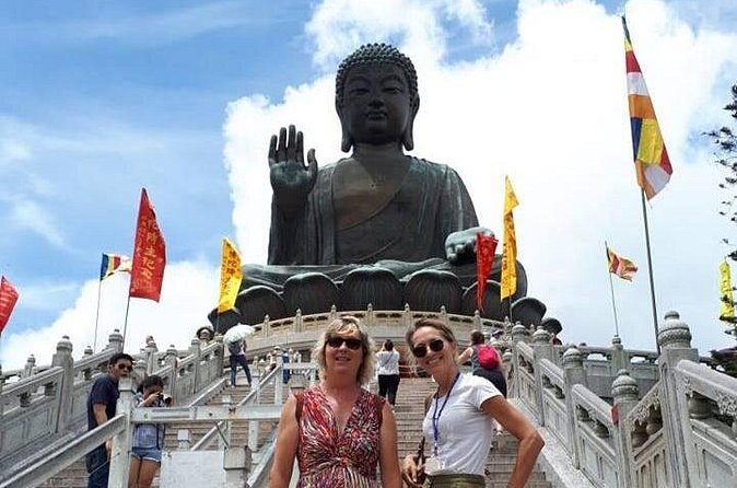 Private Big Buddha and Tai O Village Tour