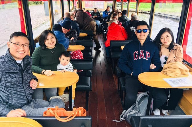 Private boat tour through Giethoorn from Amsterdam