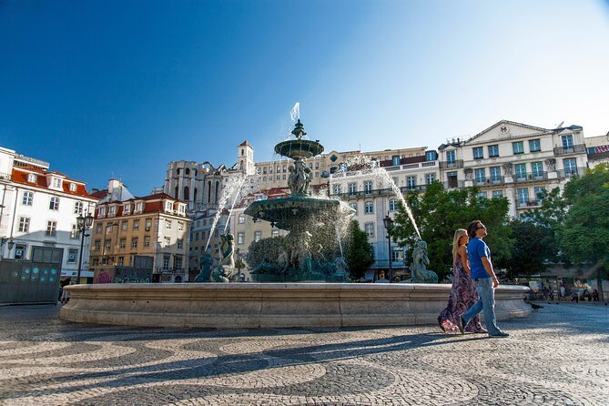 Private guided van tour through Lisbon