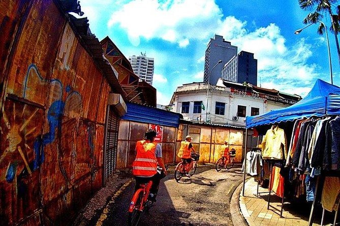 Guided bicycle tour through Kuala Lumpur neighbourhoods
