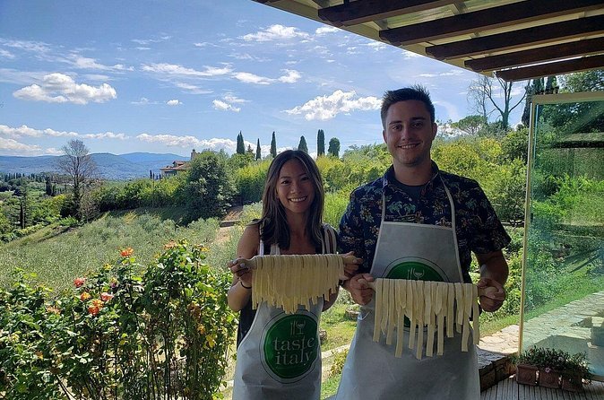 Private Tuscan cooking class at a farmhouse near Florence