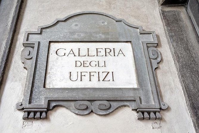 Private guided visit inside the Uffizi Gallery in Florence