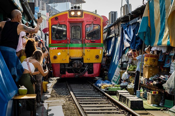 Private journey to Bangkok railway and floating markets