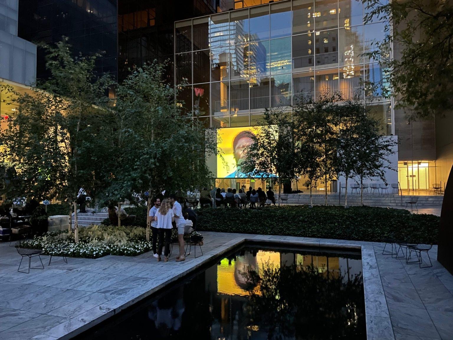 Evening atmosphere in the MoMA Sculpture Garden