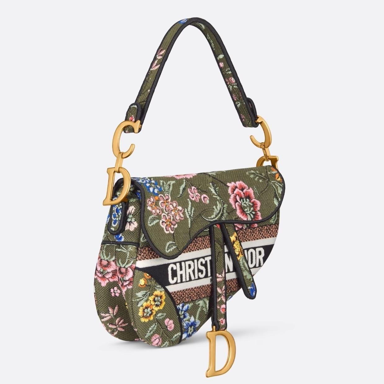 Dior Saddle Bags in calfskin, Dior Oblique jacquard and embroidery.