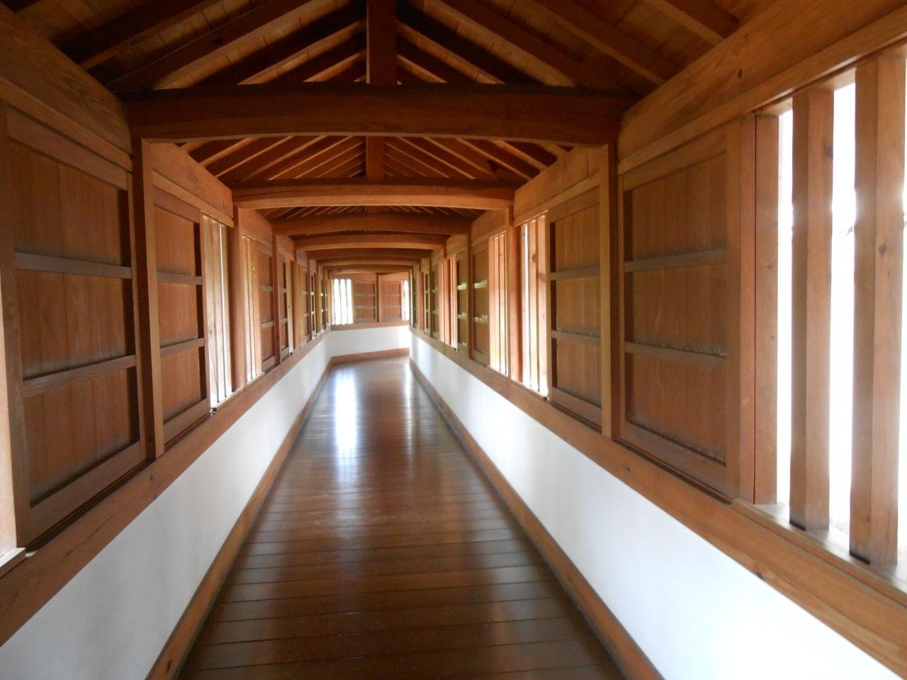 Long wooden corridor in Himeji Castle’s Nishi-no-Maru bailey.