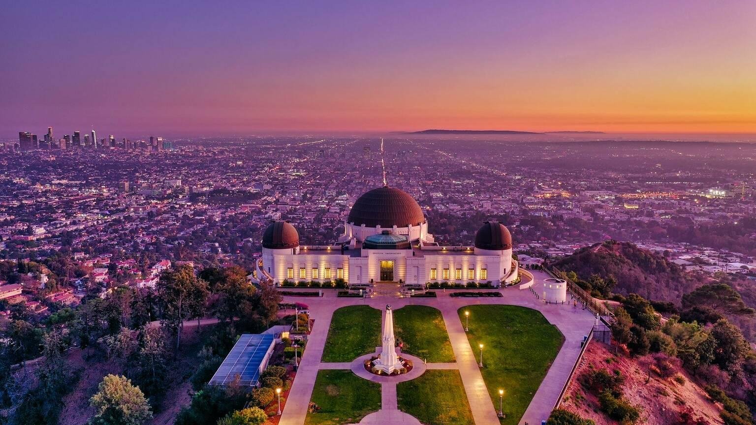 Griffith Observatory overlooking Los Angeles from Mount Hollywood.
