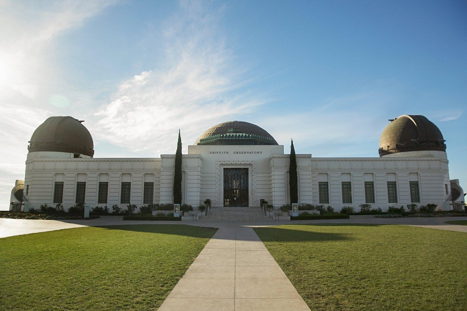 Art Deco exterior and copper domes of Griffith Observatory.