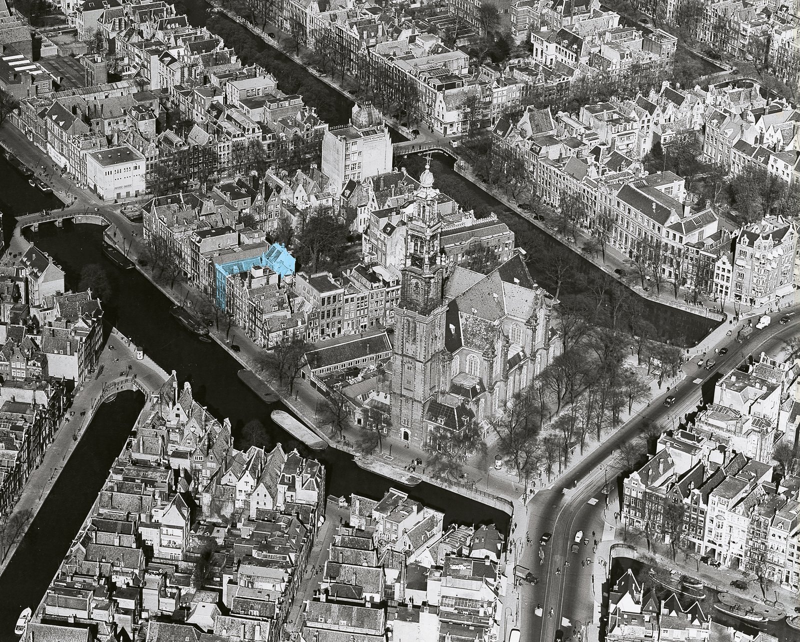 Historic aerial photograph of Amsterdam’s canal district.