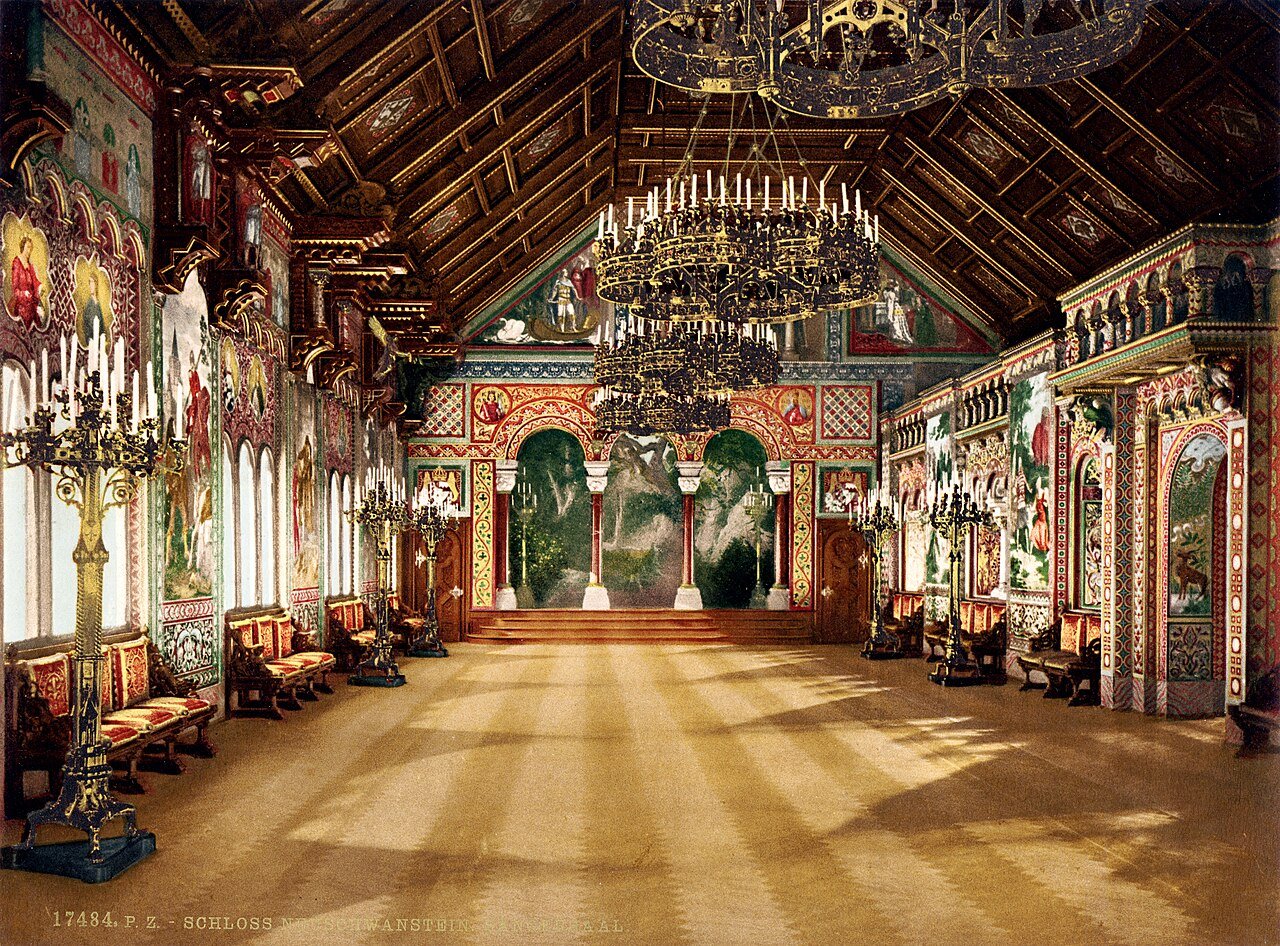 Historic colour view of the Singers’ Hall at Neuschwanstein Castle.
