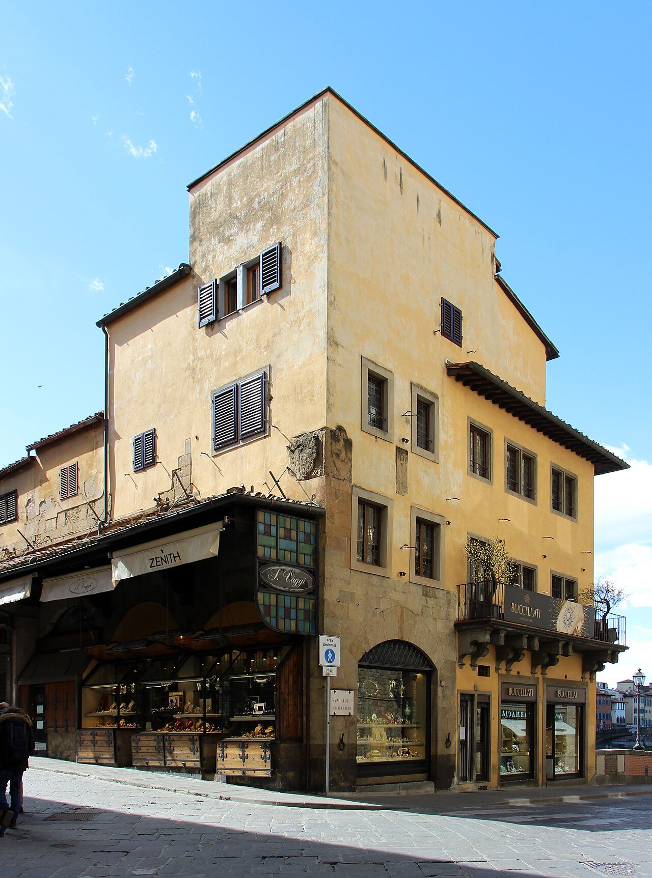 Shop-lined corner and upper floors at Ponte Vecchio.