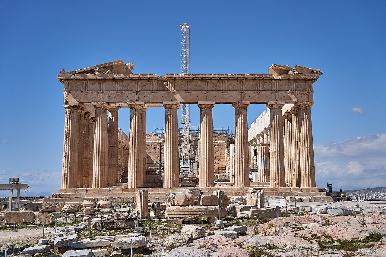 The eastern facade and columns of the Parthenon.