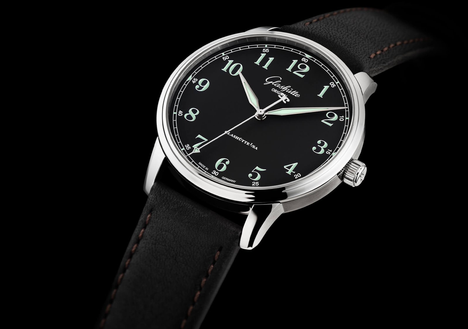 Black-dial Senator Excellence with a dark leather strap.