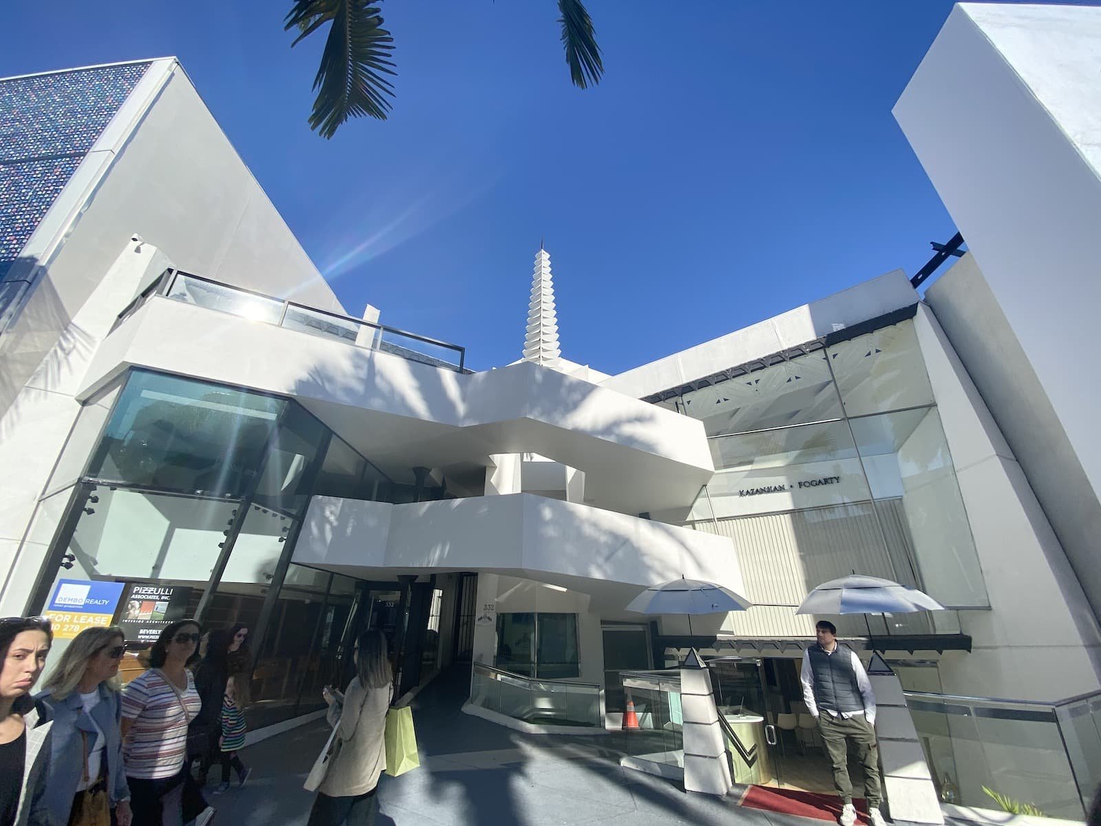 Frank Lloyd Wright’s Anderton Court Shops on Rodeo Drive