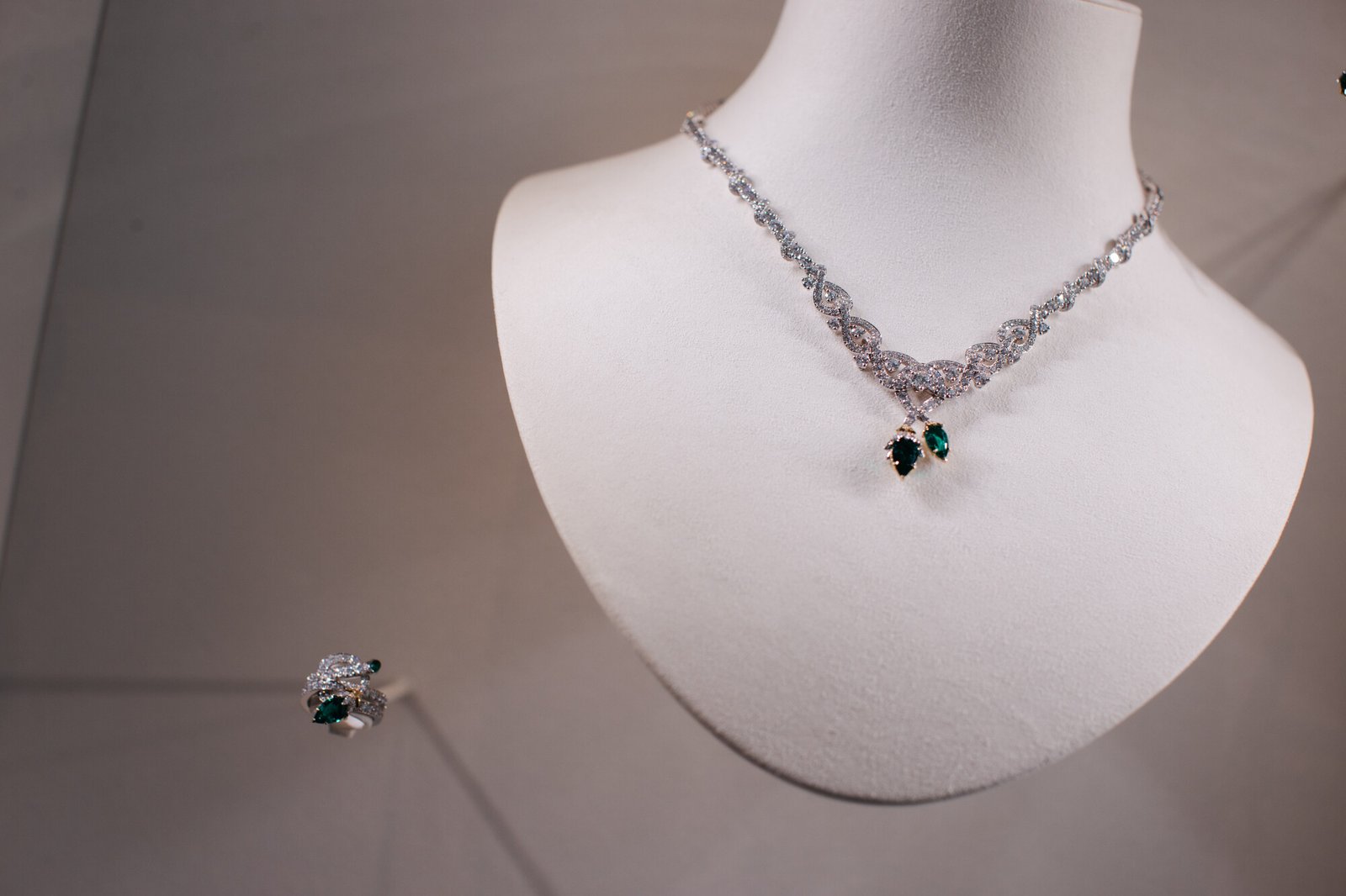 A preview of the 2026 Blue Book jewelry collection.